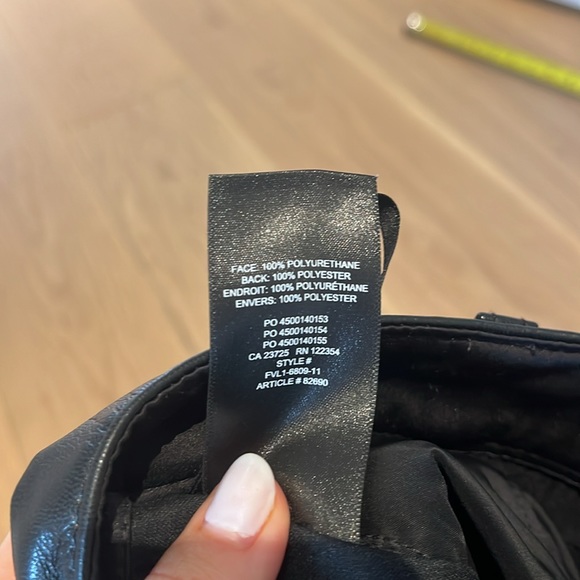 Aritzia Babaton Mid Rise leather pants. Black. Size 0 - Picture 4 of 8